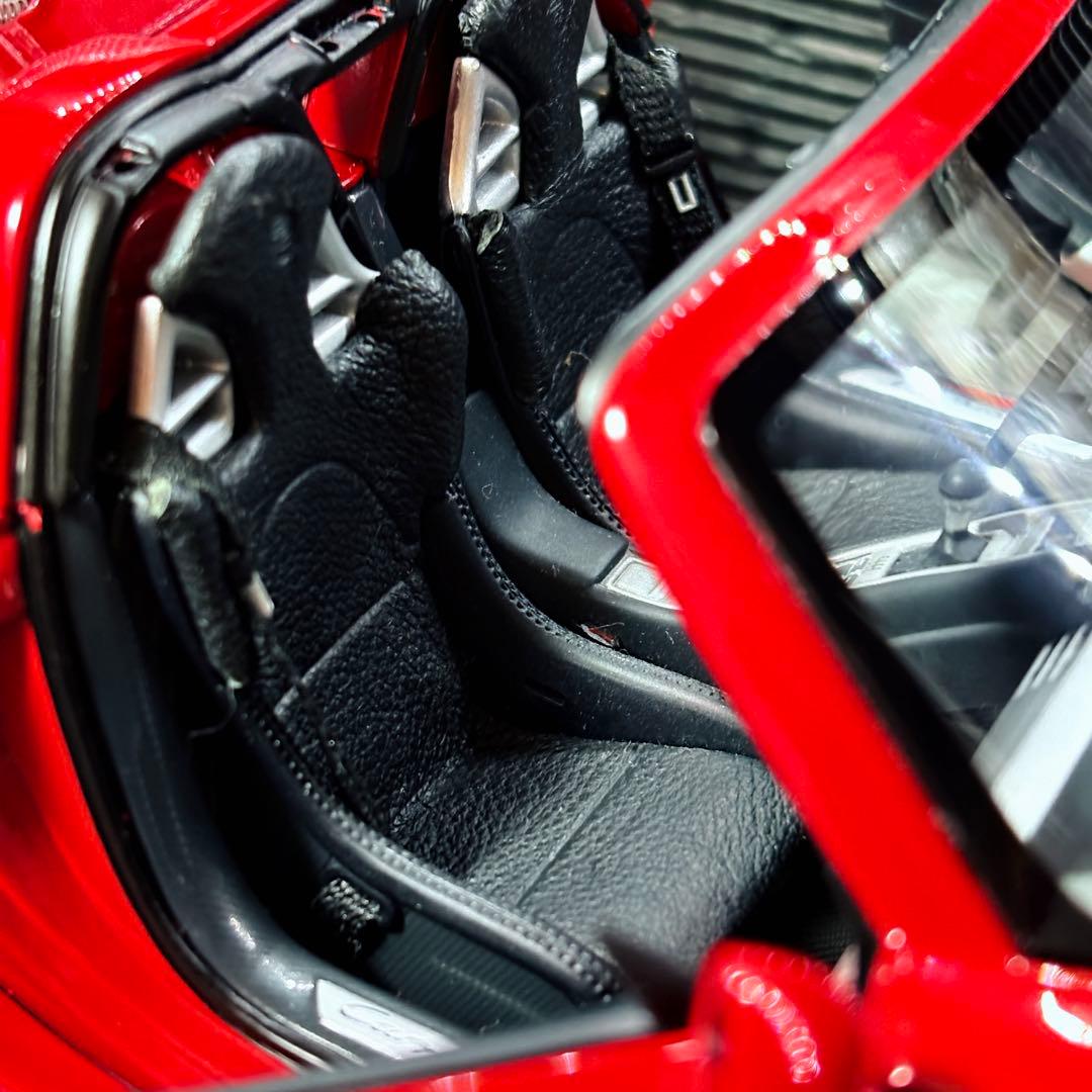 1/18 PMA ポルシェ カレラ GT 2004 カーマインレッド