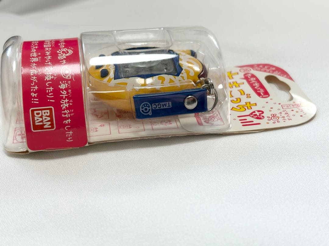 新品未開封　たまごっち　祝ケータイかいツー！　たまごっちプラス　いえろー