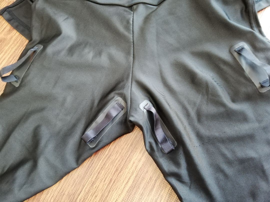 ＊ダイエットに!!!＊ゼノア 加圧トレーニングウェア上下