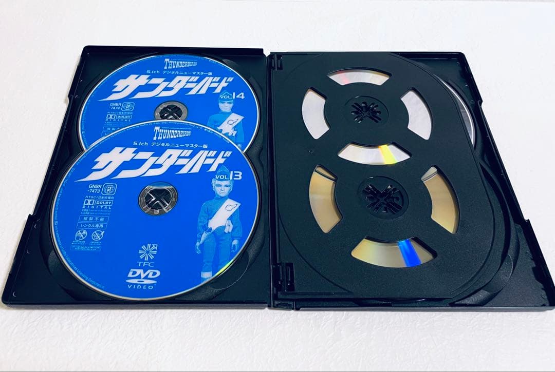 サンダーバード　デジタルニューマスター版　全16巻+劇場版２枚　DVD 全巻