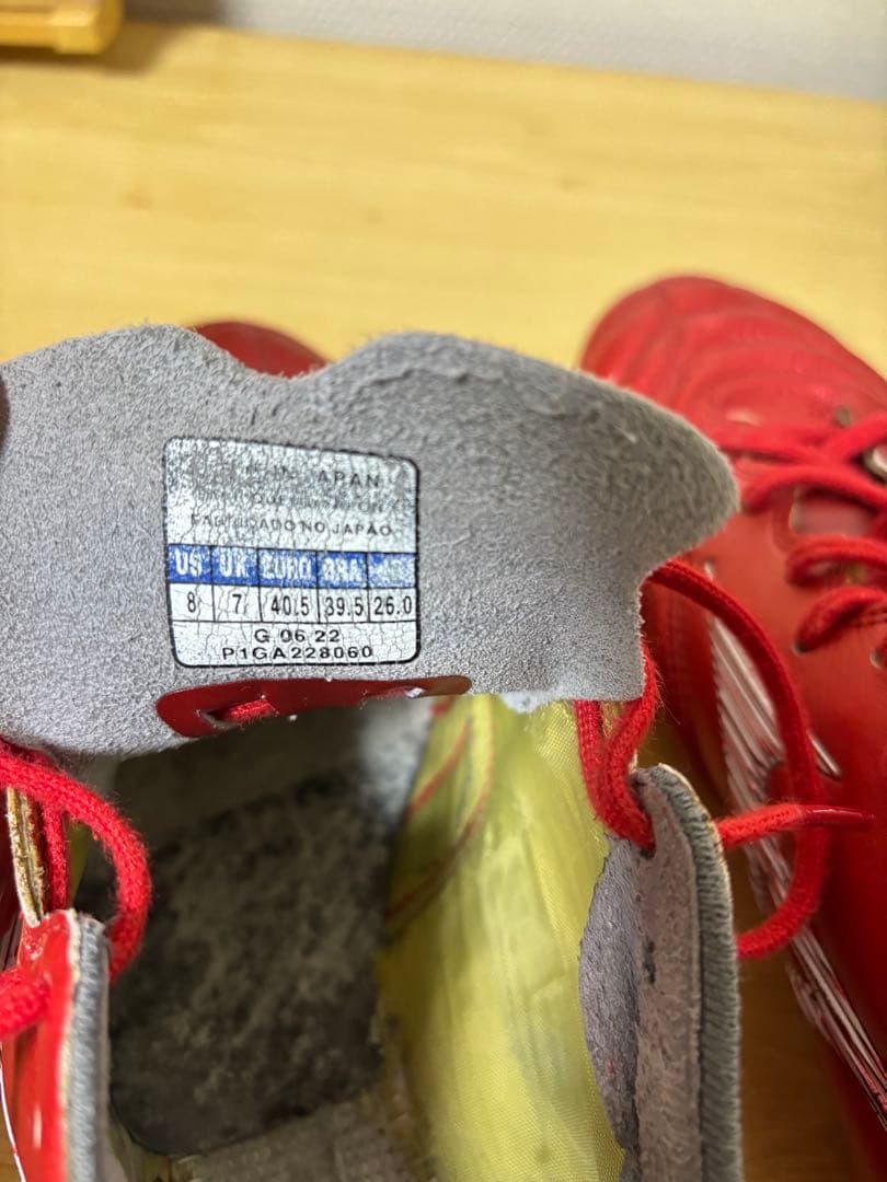 サッカースパイク　ミズノ　モレリアネオ３