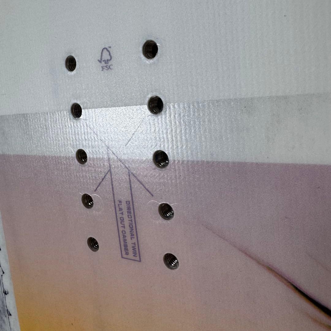 【極美品】SALOMON LOTUS 142cm スノーボード