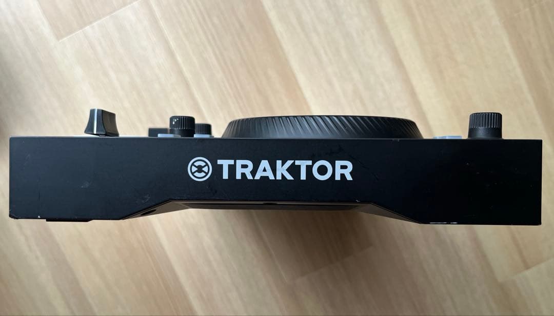 ③TRAKTOR KONTROL S2 MK3 DJコントローラー