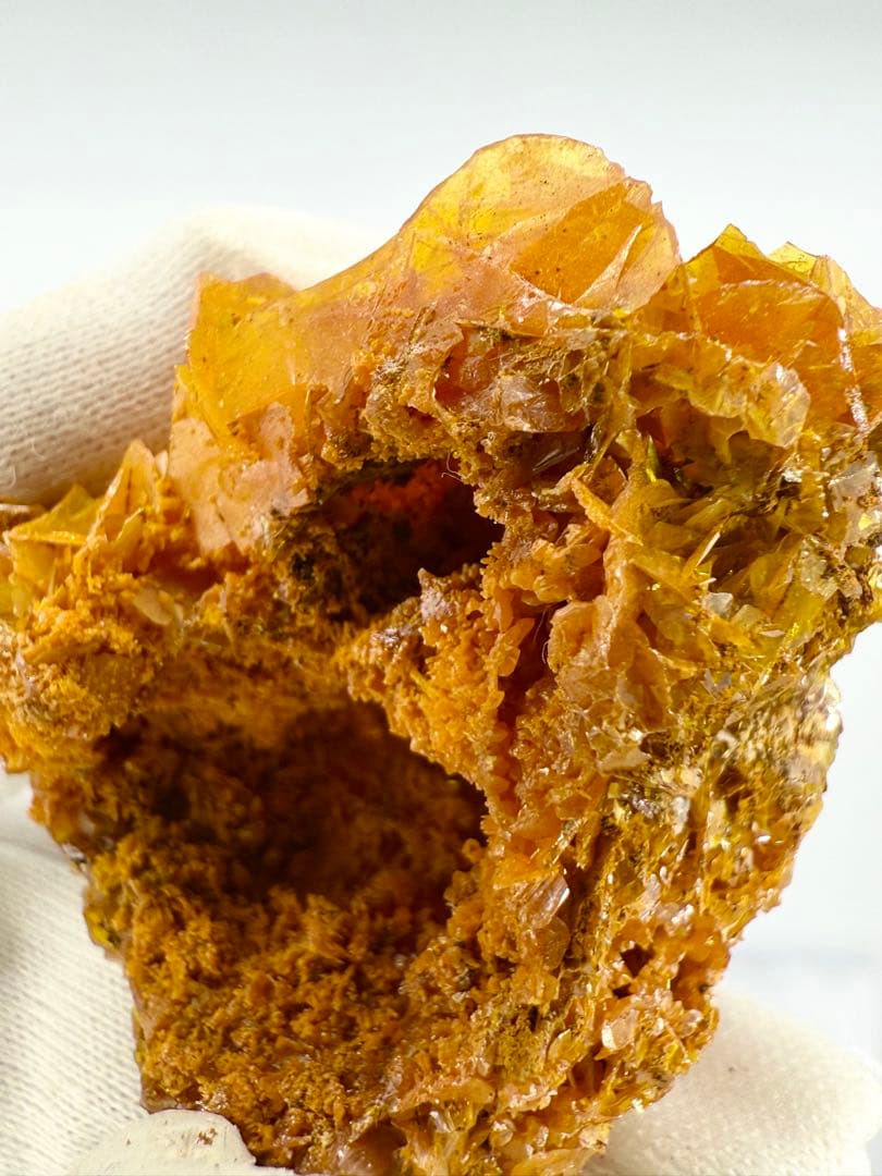 ウルフェナイト　モロッコ産　原石　鉱物標本　水晶　天然石　モリブデン鉛鉱