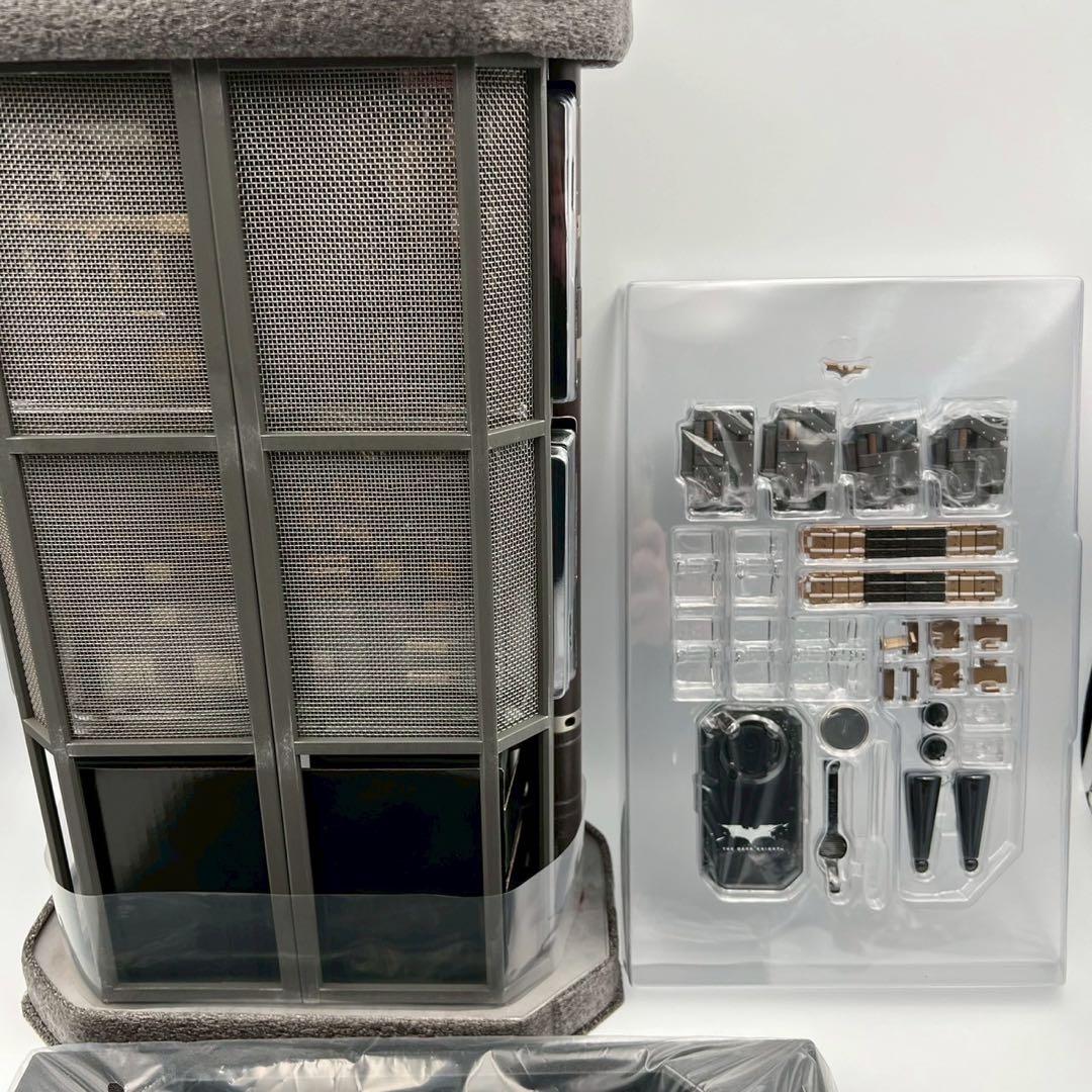 未展示　ホットトイズ　バットマン　ダークナイト　格納庫　1/6　フィギュア