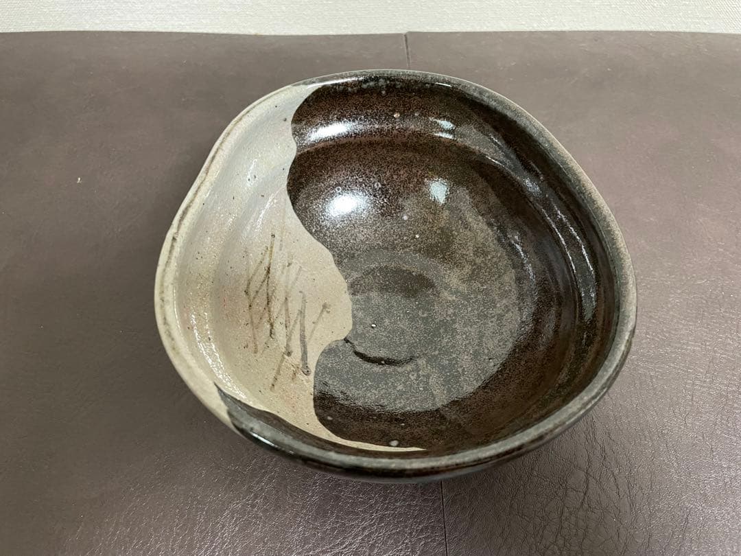 西岡小十　絵唐津沓鉢　共箱　茶碗　唐津焼　茶道具