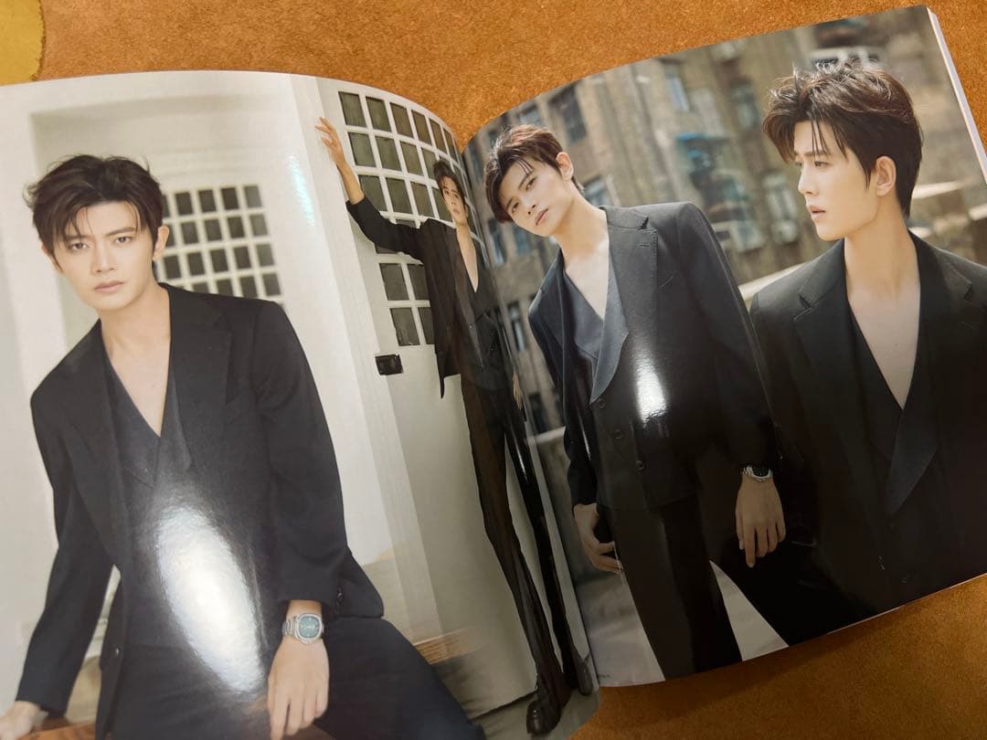 2023(二)アレン・レン（任嘉倫）個人写真集　正方形32p ALLEN写真集