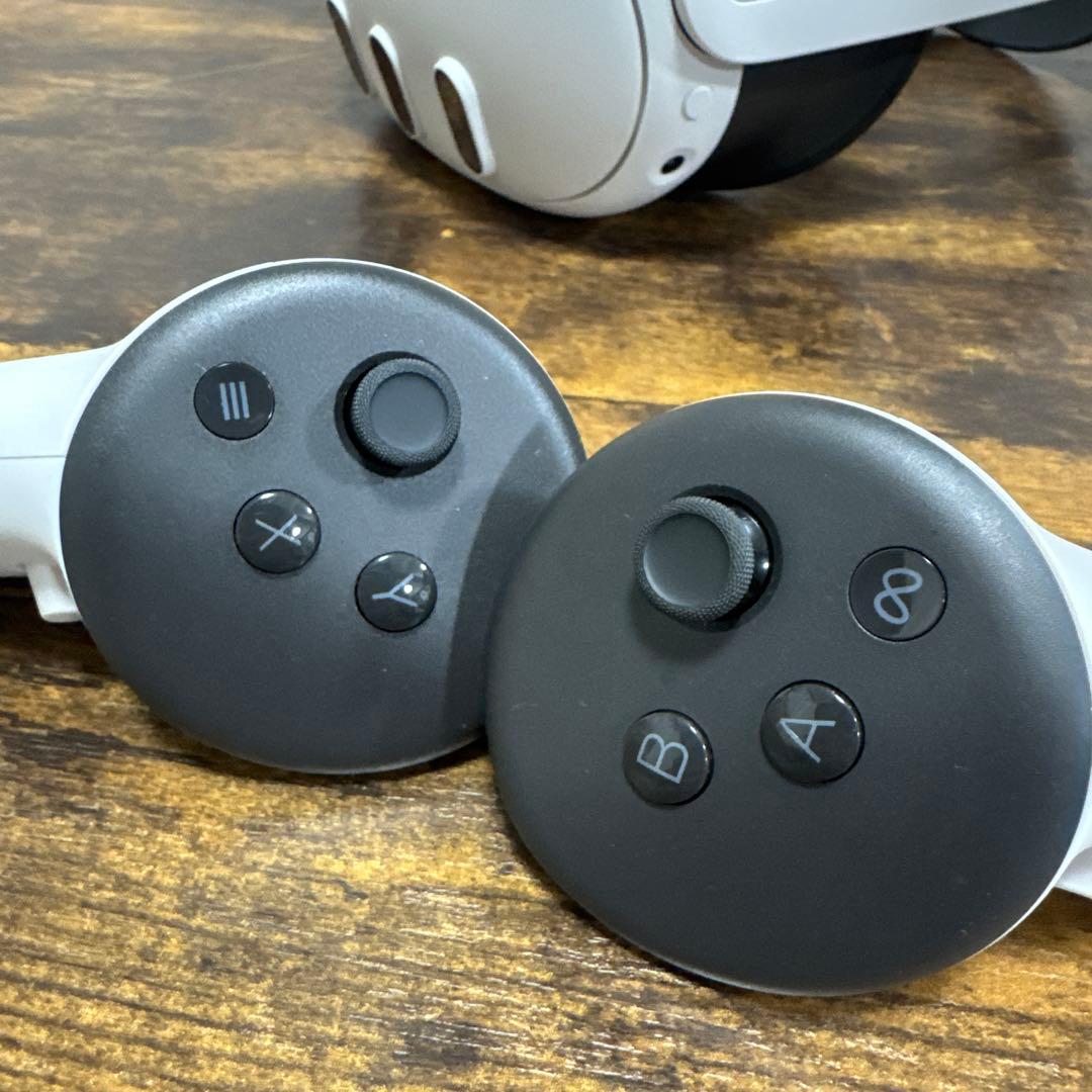 ほぼ未使用　美品　 quest3 512GB eliteストラップ付き