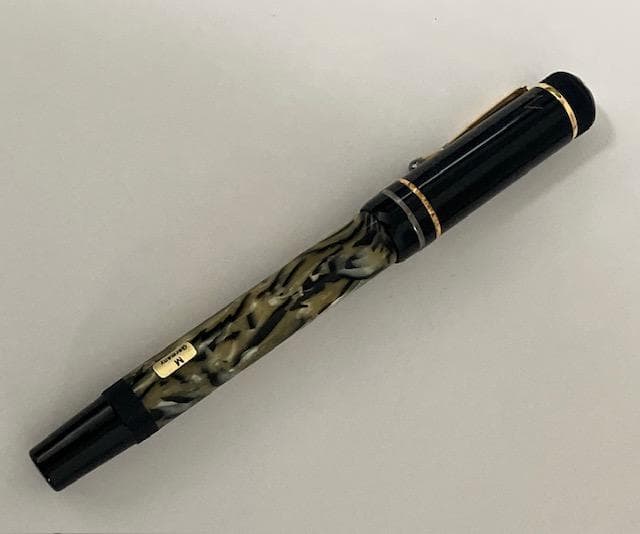 【べる】モンブラン 万年筆 オスカーワイルド 世界限定2万本 18K