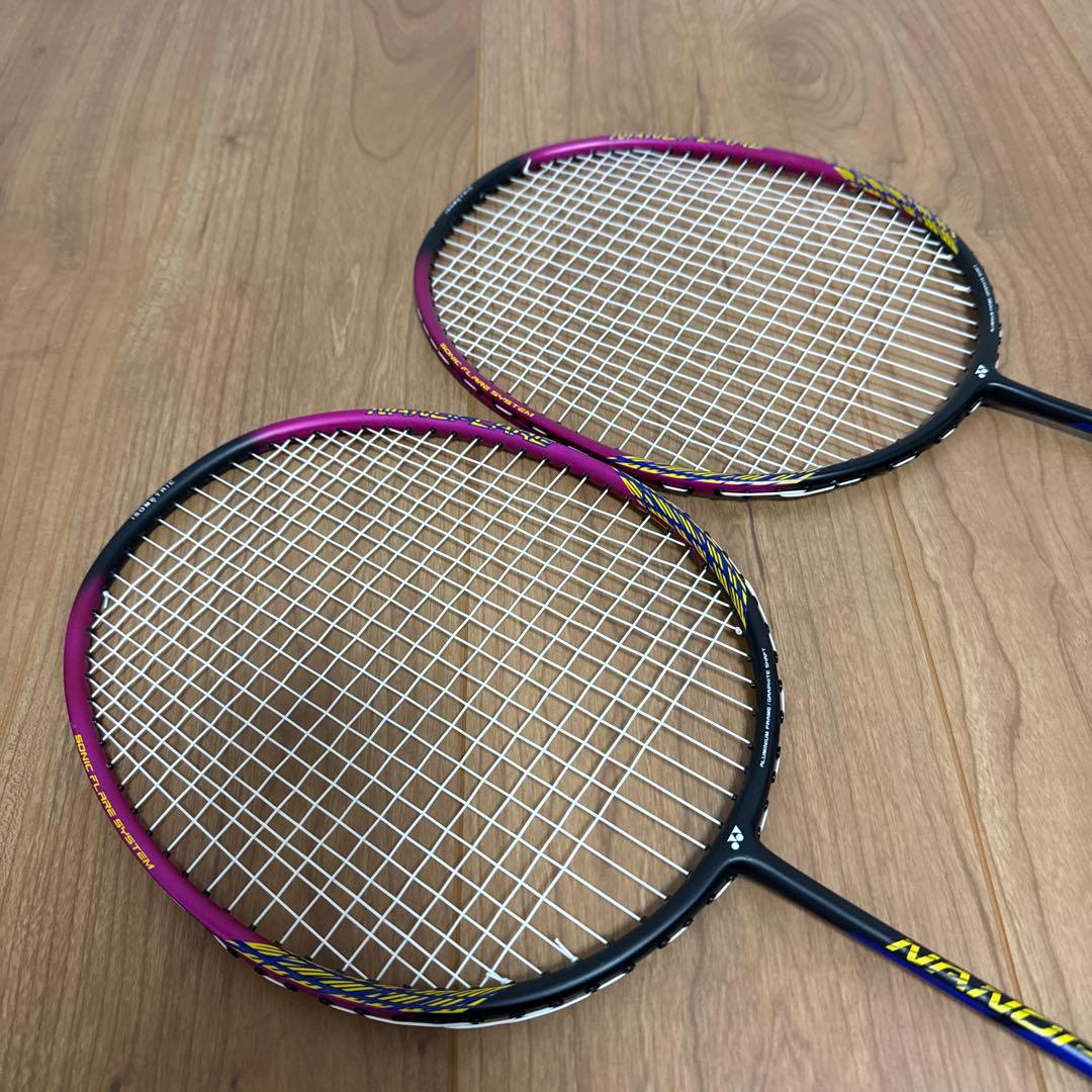 ヨネックス　バトミントン　ラケット　ナノフレア 2点セット　シャトル　ケース付