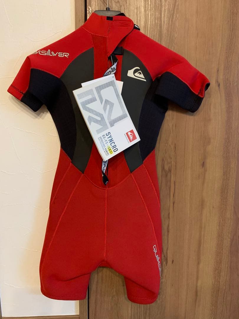 新品／未使用品　クイックシルバー　ウエットスーツ　スプリング　130cm