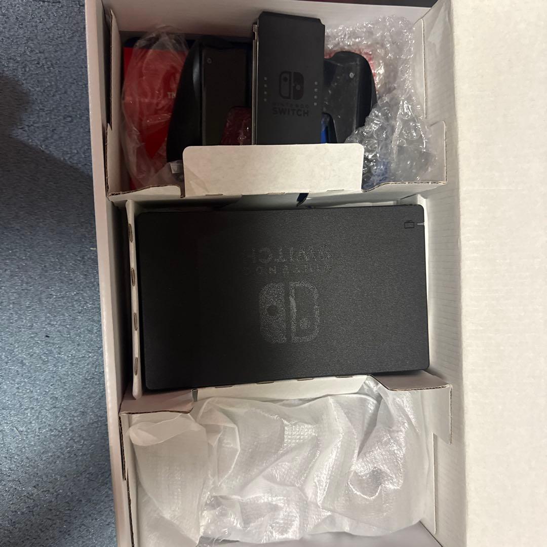 Nintendo Switch 128G B本体とカセットもろもろまとめ売り！