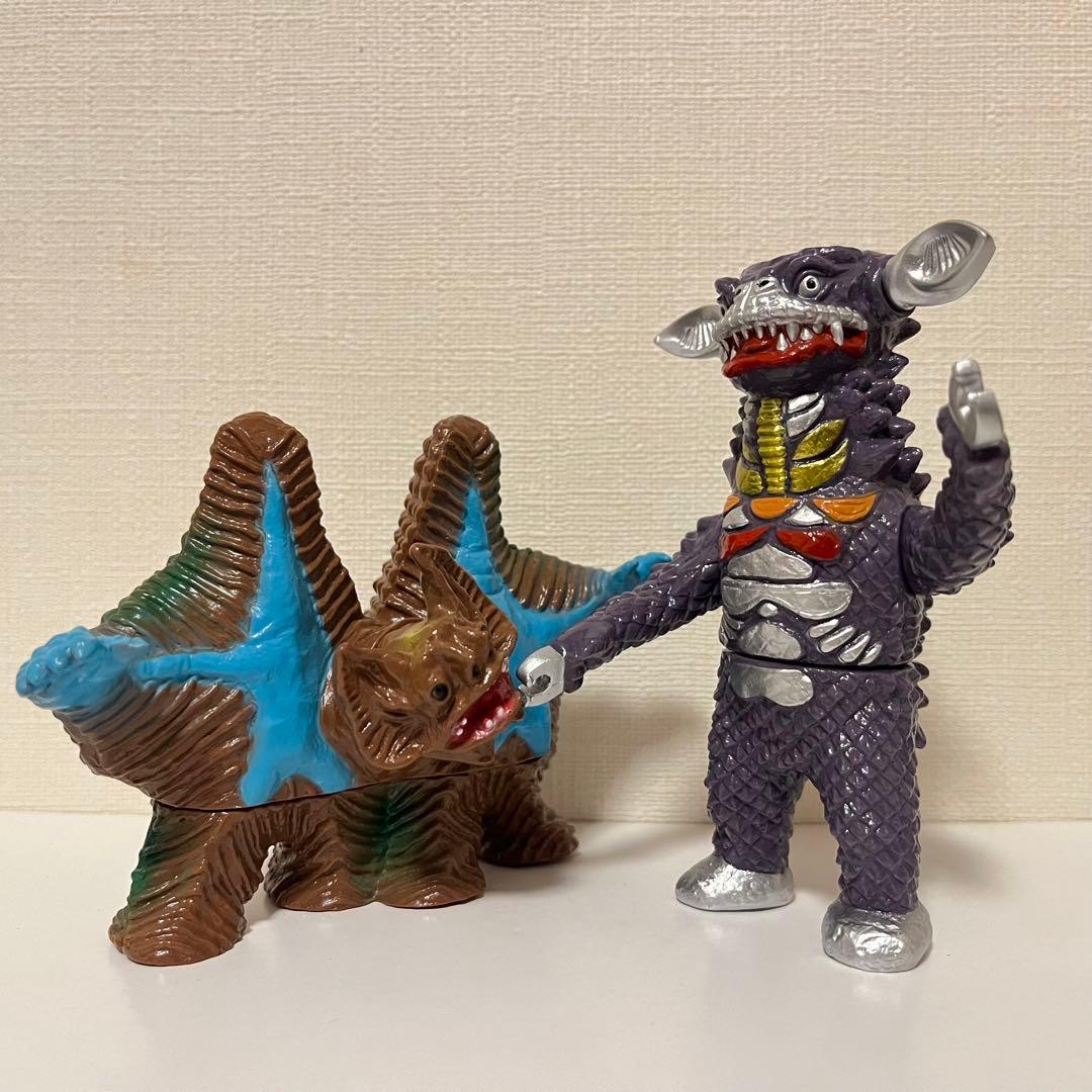 MAXTOY ギャンゴ ペスター 2体セット ソフビ ウルトラマン マックストイ