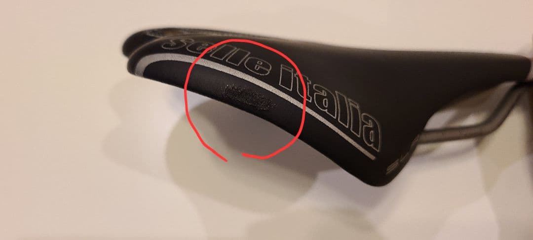 セライタリア　selle italia SLR サドル