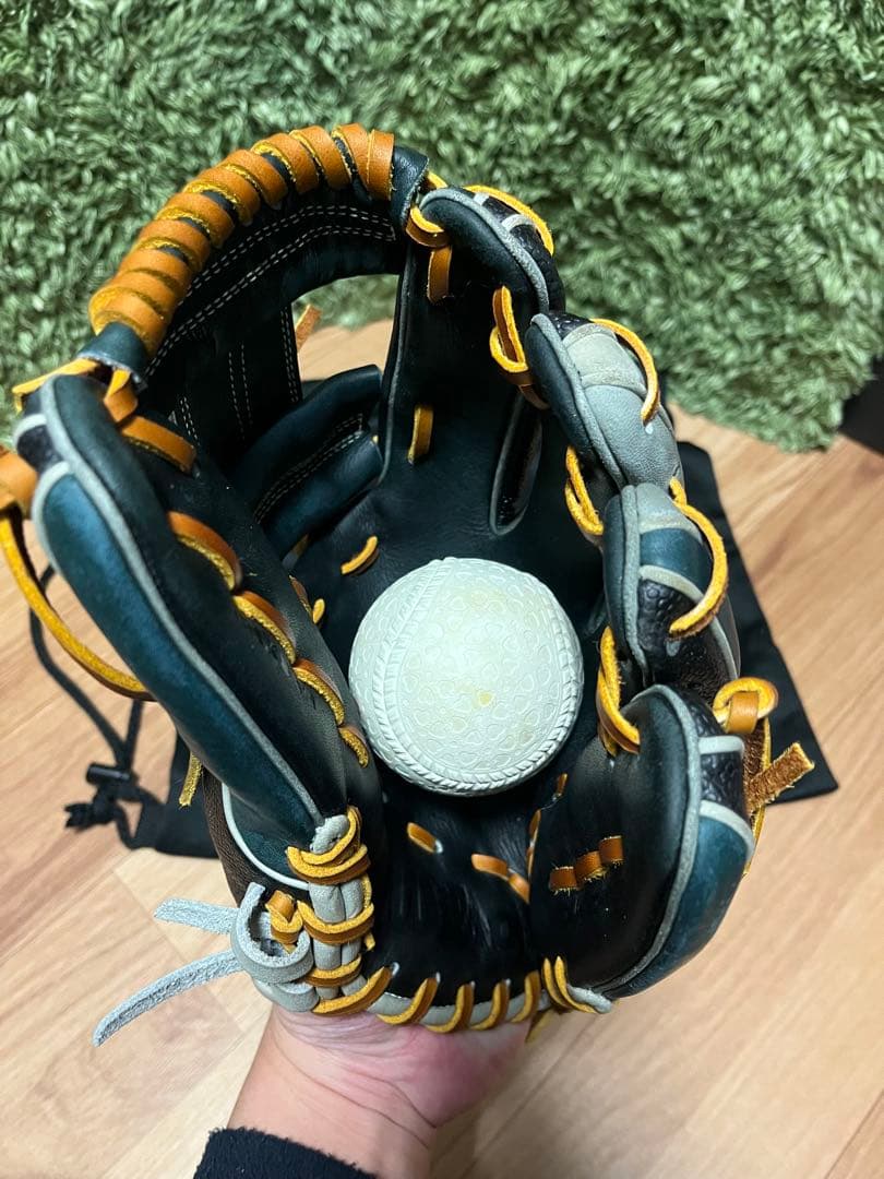 ウィルソン ワナビーヒーローデュアル 軟式内野手用86型 ブラックSS×グリーン