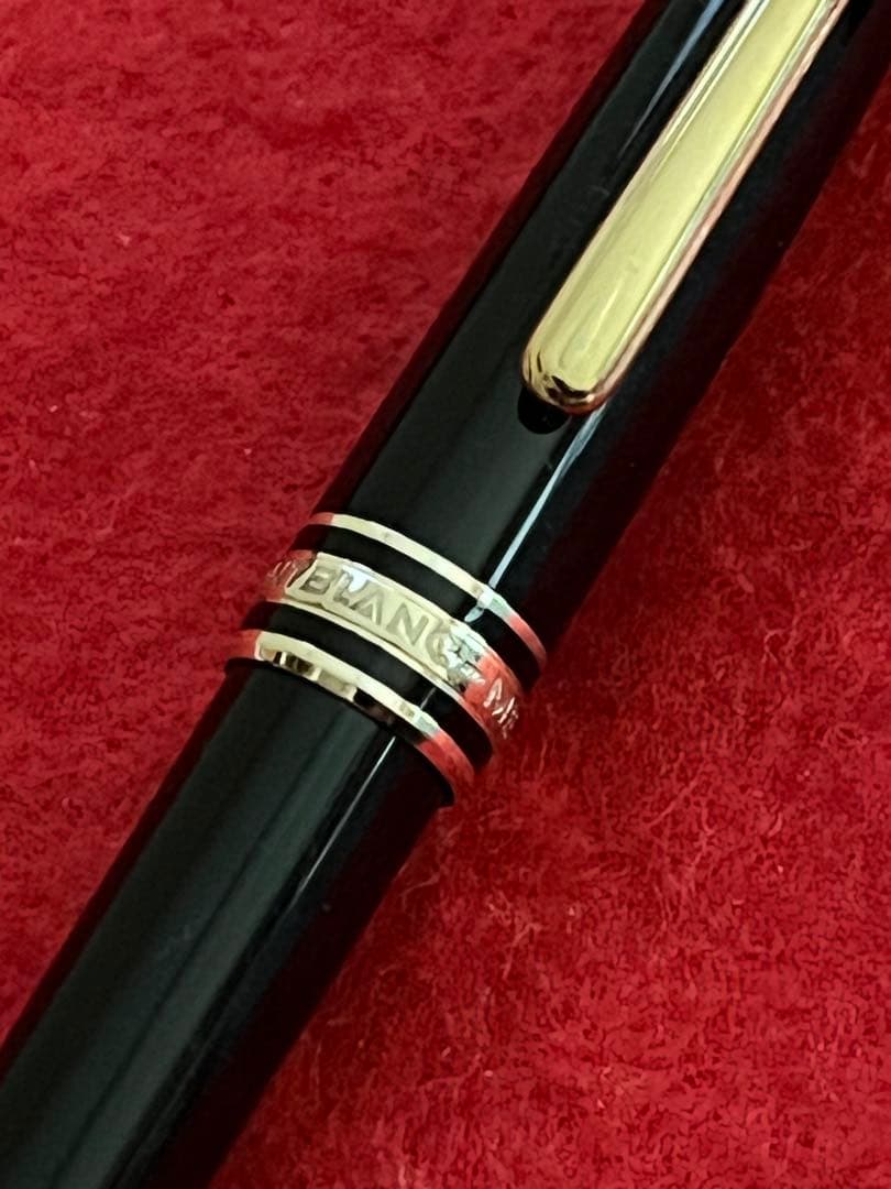 モンブランボールペン マイスターシュテュック 164 ゴールド‼️