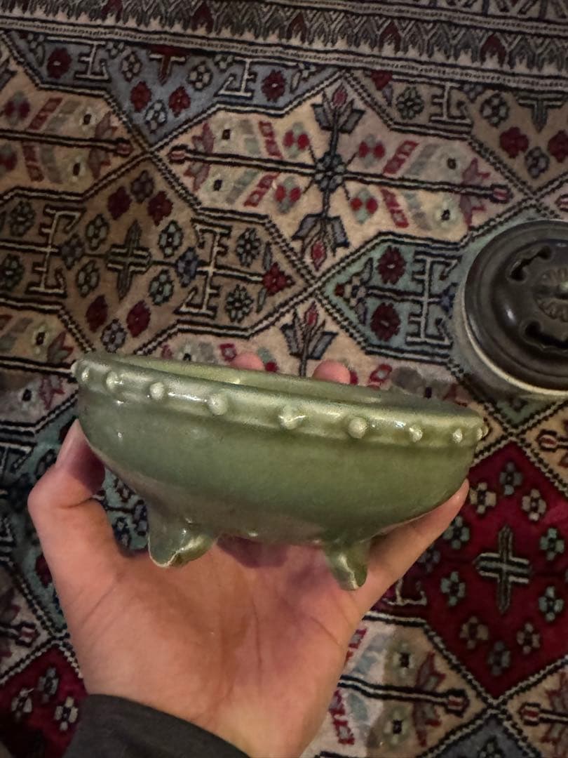 ‼️水芙蓉‼️早速半額→更に半額‼️リサイクルFORT‼️中国の青磁で三つ足香炉‼️