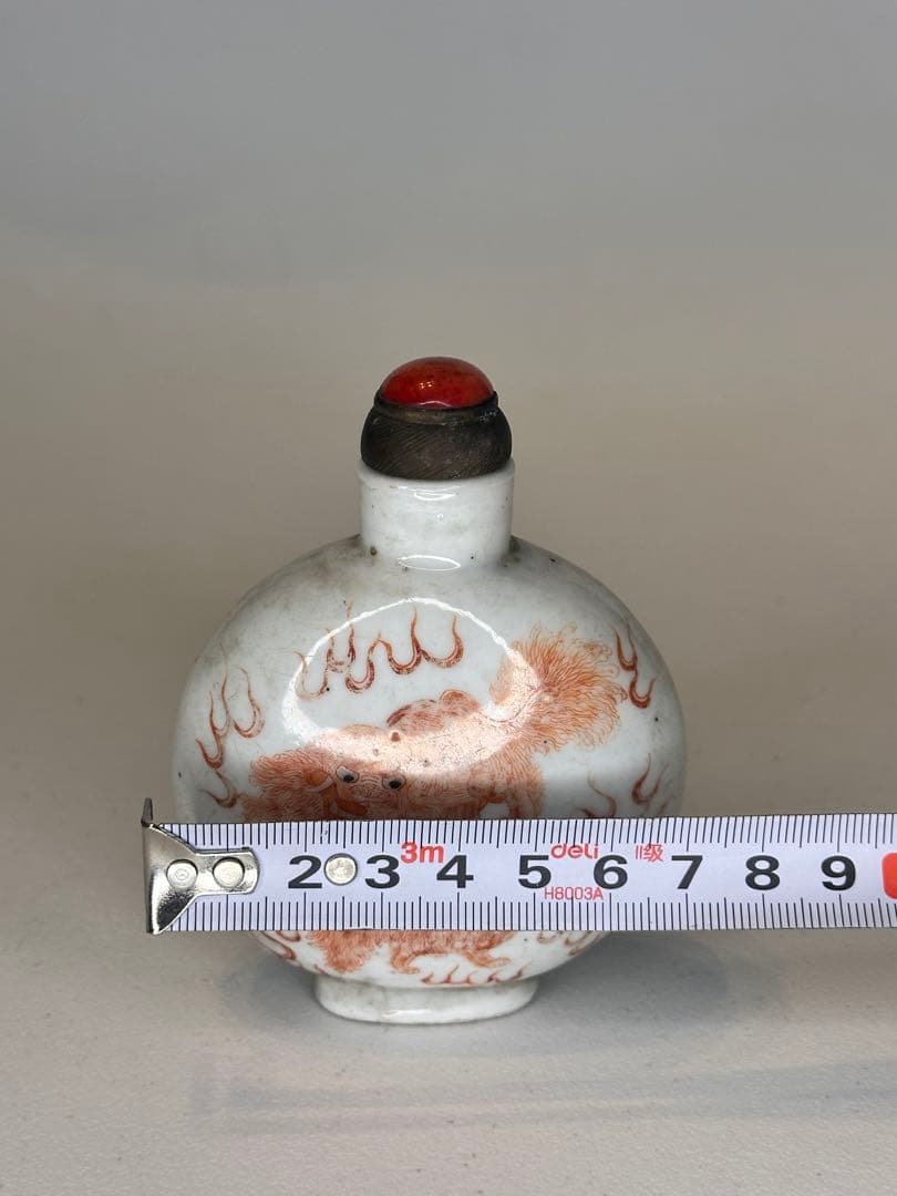 希少品 ！中国 赤絵 獅子文 鼻煙壺 乾隆年製底款 時代物 骨董品 コレクション