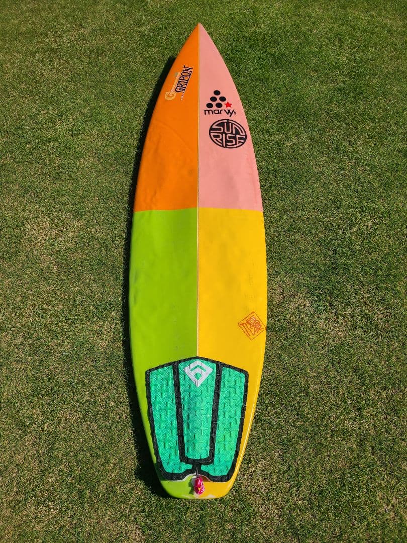カラフルサーフボード(ショート)