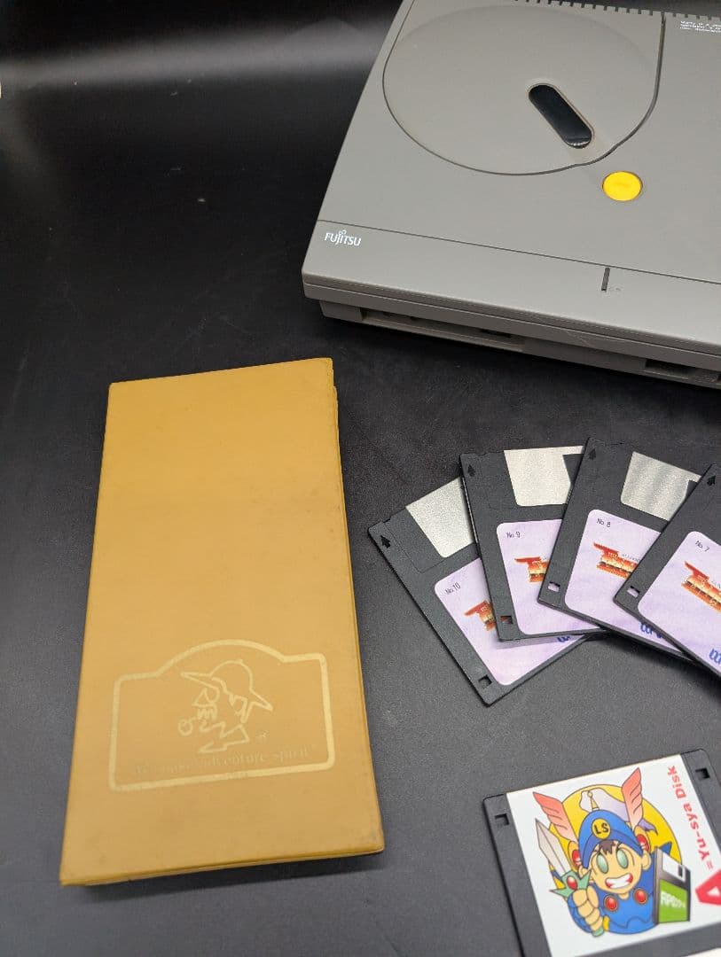 【外装比較的綺麗】FM TOWNS MARTY2 本体　現状品