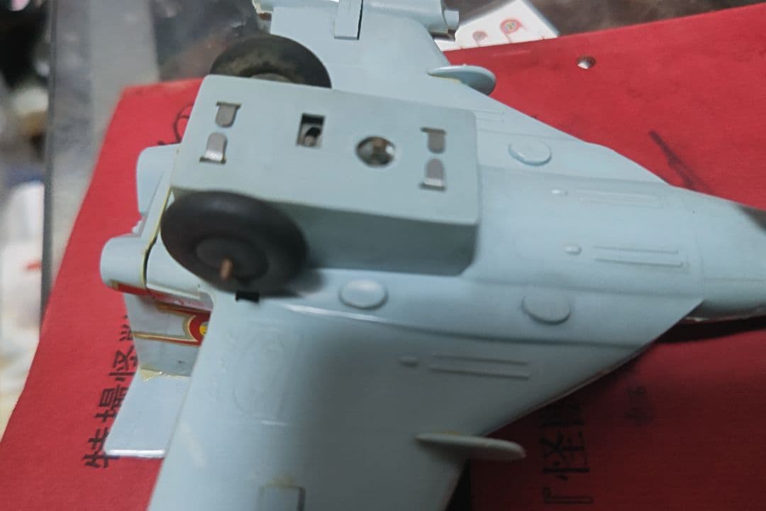 貴重帰ってきたウルトラマンブルマァクマットアロー1号ゼンマイ完成品プラモデル