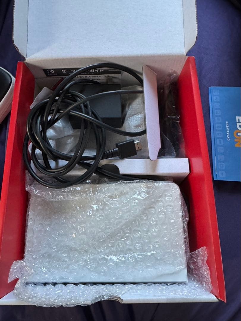 Nintendo Switch 本体　有機ELモデル