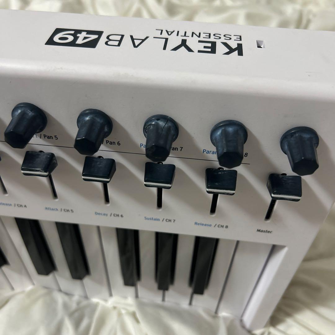 Arturia MIDIキーボード KeyLab Essential 49