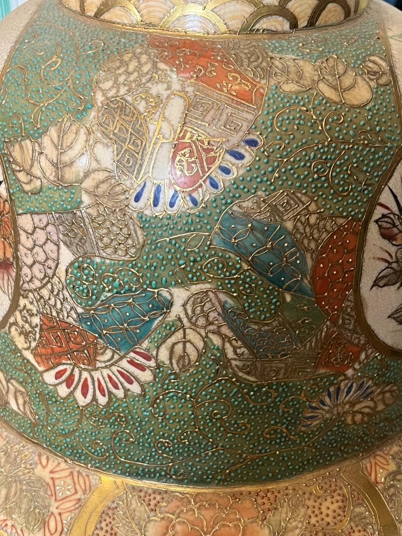 薩摩焼　大壺　置物　花瓶　飾り　インテリア　伝統的な日本の陶器