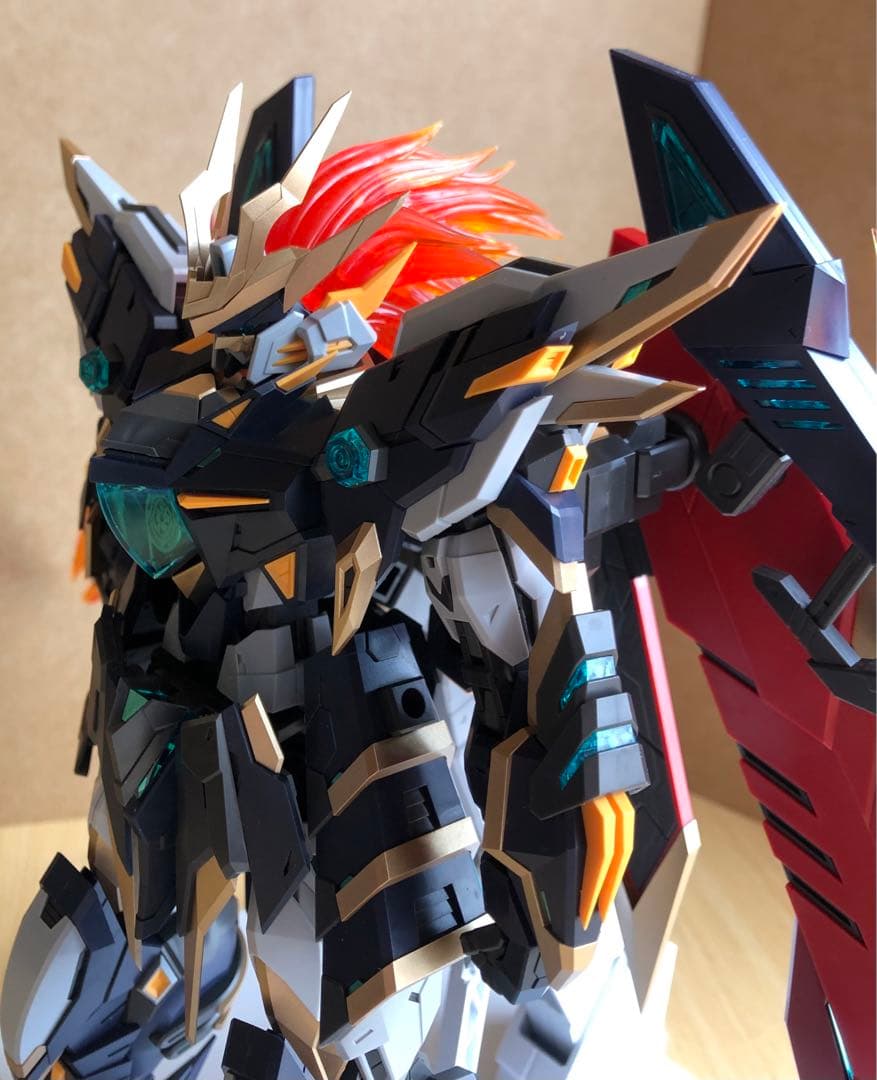SNAA 武皇YR-03 1/100 装甲可動プラモデル