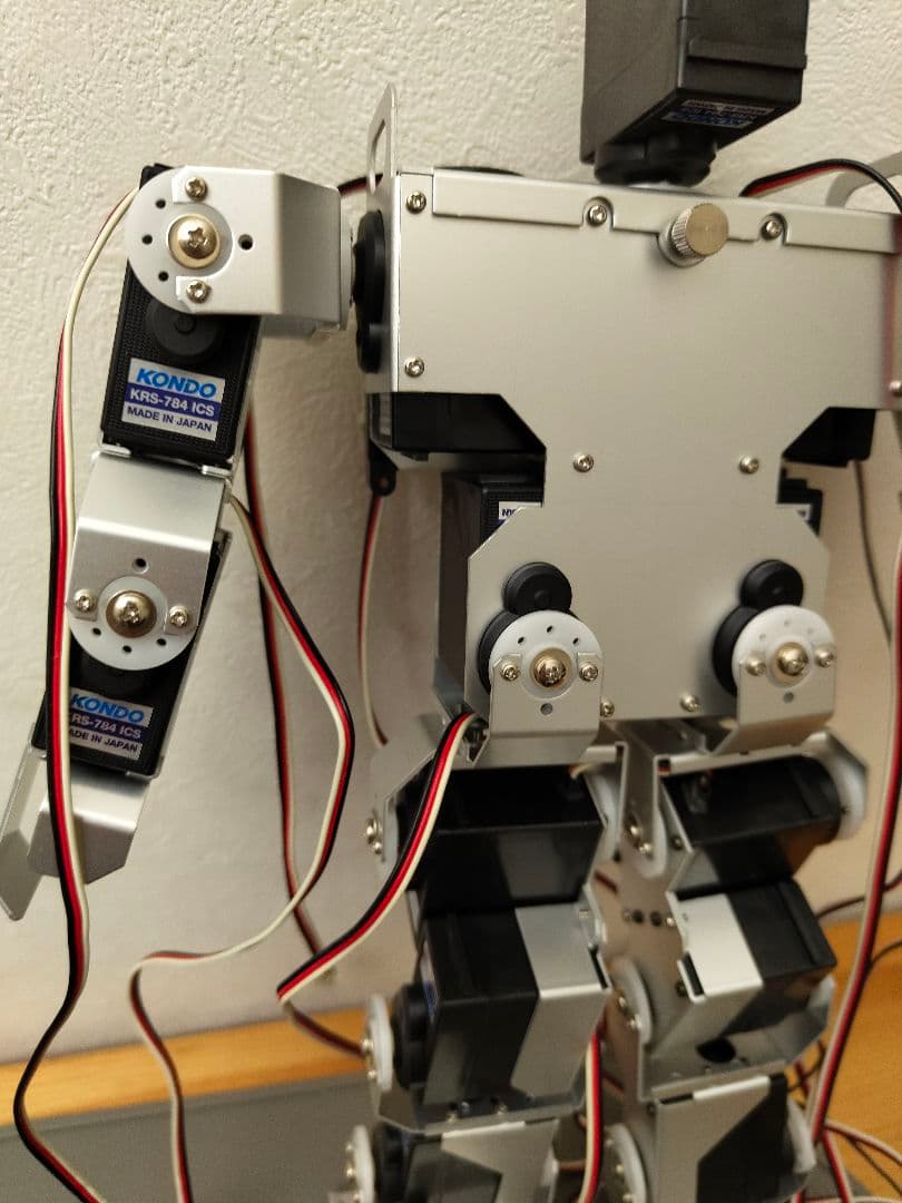 KONDO KRS-78A ロボットキット 電源入力確認済