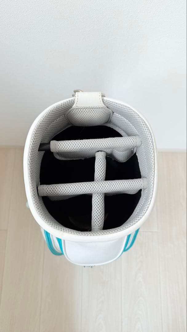 TaylorMade キャディバッグ ホワイト/ターコイズ