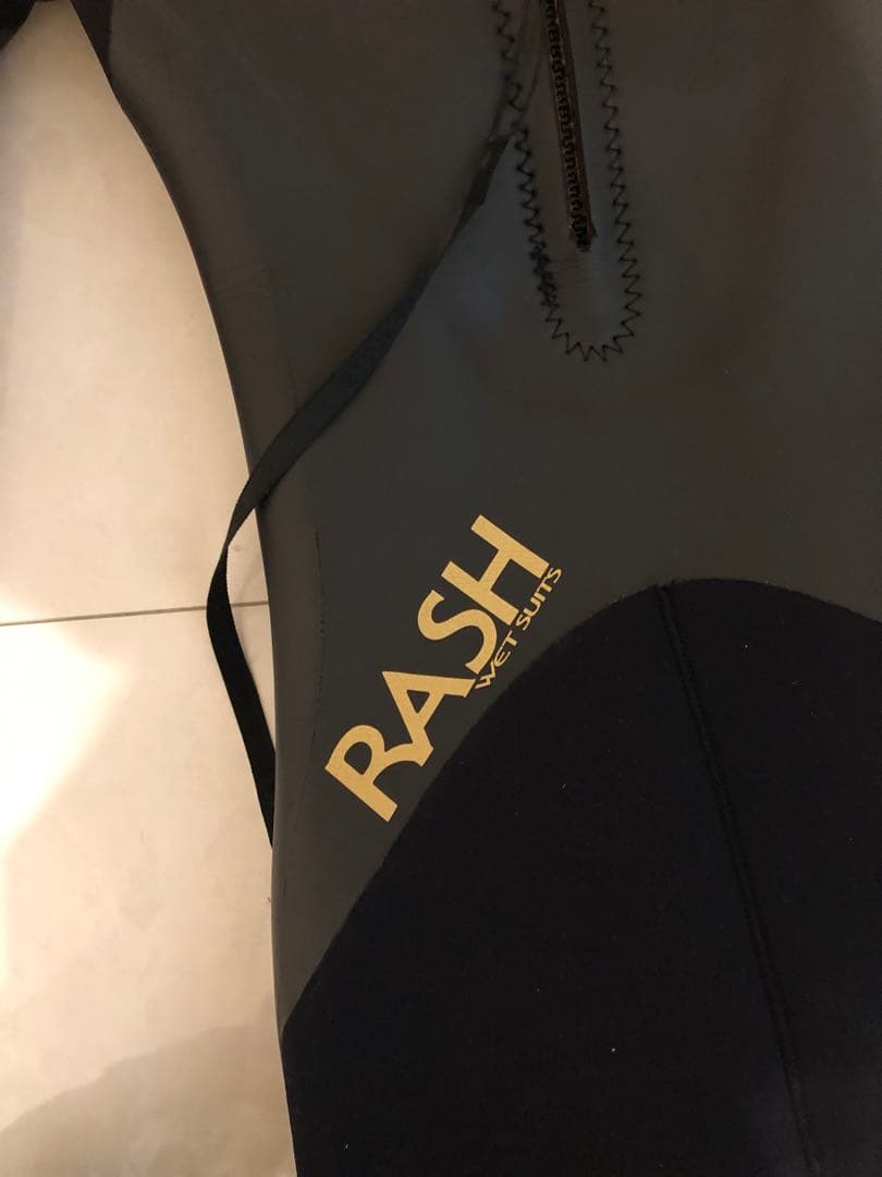 未使用に近い RASH ラッシュ ドライウェットスーツ フルスーツ 冬仕様