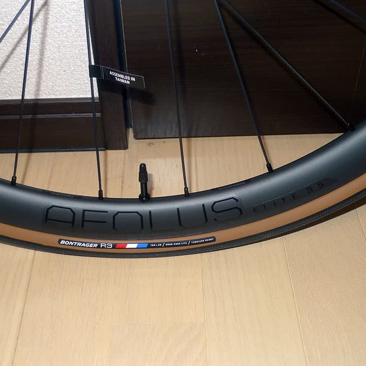 ボントレガー Aeolus Elite 35 TLR ホイール 【リヤ】
