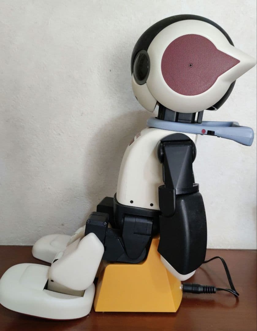 ロビ 完成品充電チェア付き　動作確認済み