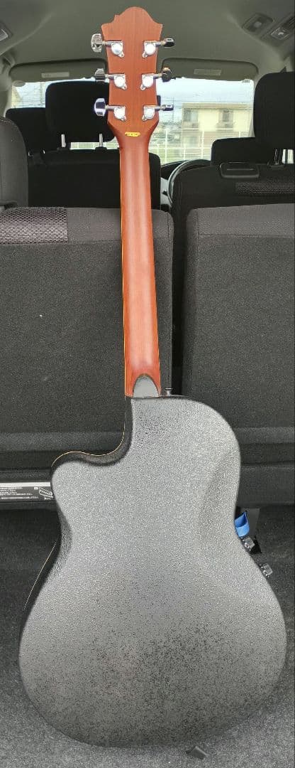 美品　アコースティックギター グリーン/イエロー　クラフトマン　ケース付