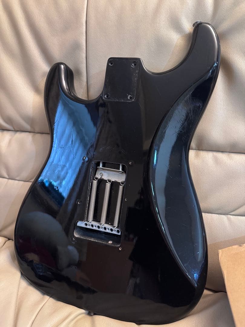 Fernandes The Revival Series RST ボディ