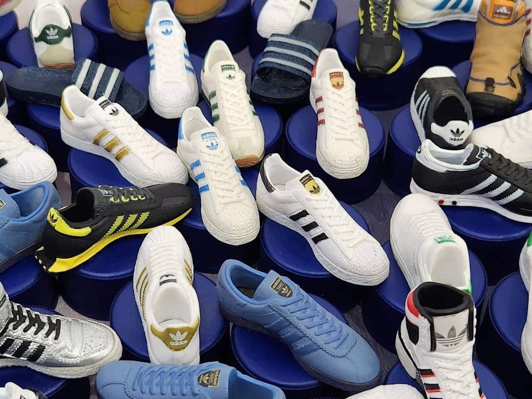 Adidas スニーカー フィギュアセット 83数