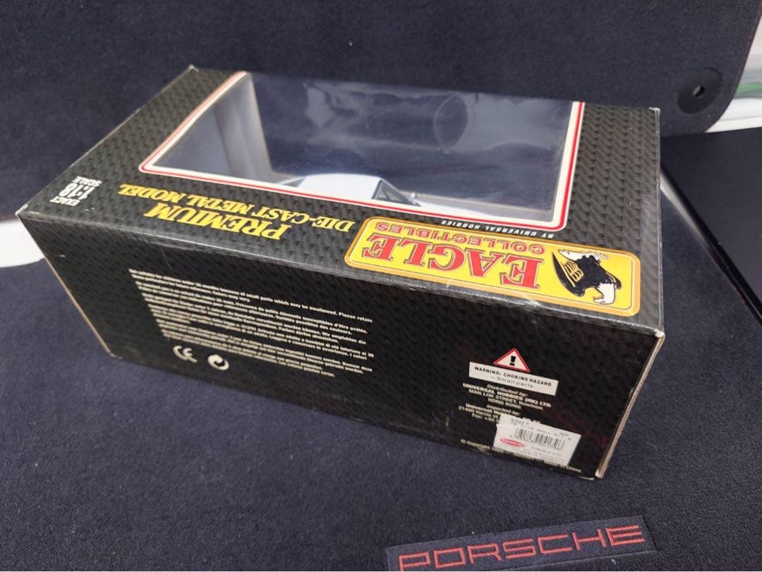 京商　イーグル　1/18ミニカー ポルシェ911 カレラ　RS ホワイト
