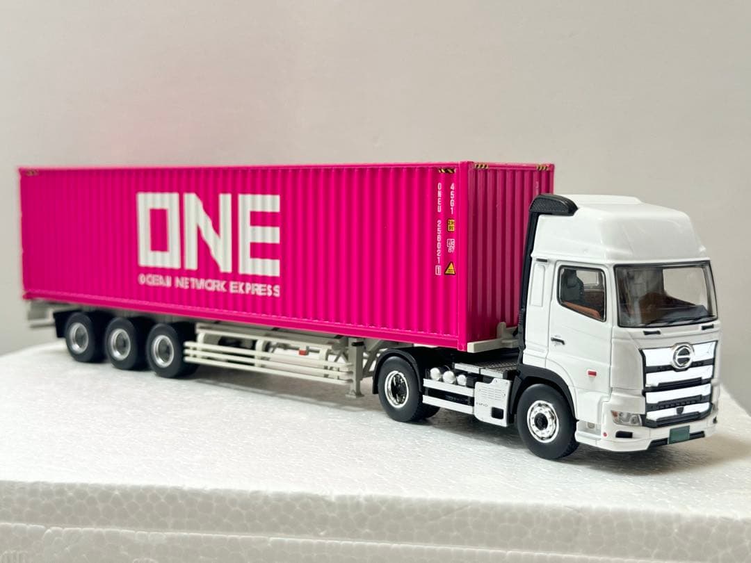 【トミカ】日野・プロフィア　海上コンテナトレーラー　HINO デコトラ