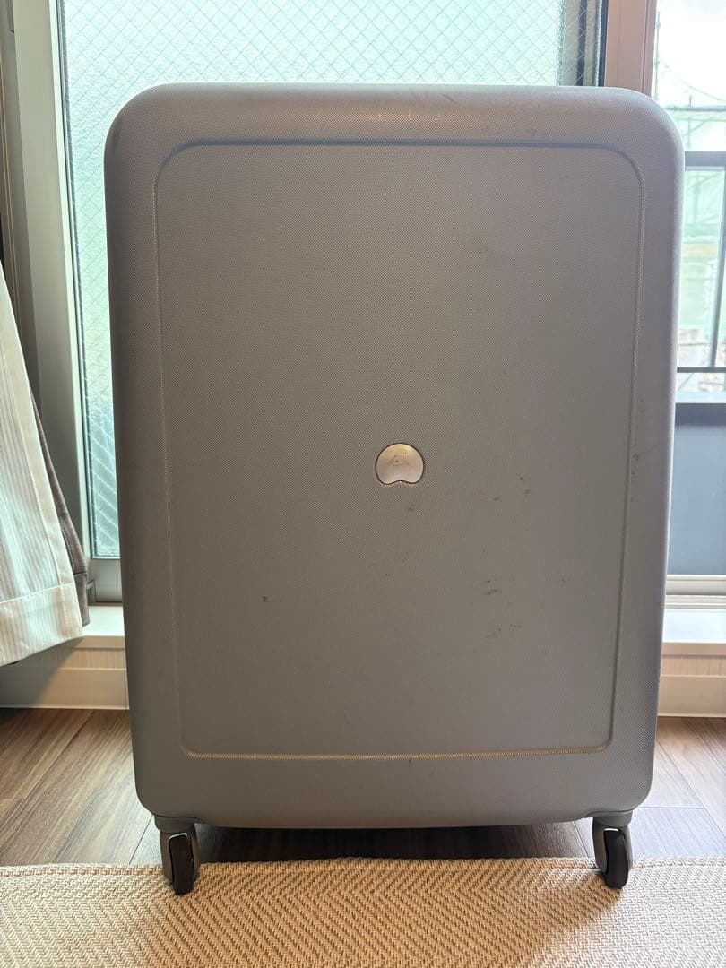 Delsey Chaumont 拡張可能4輪トロリースーツケース