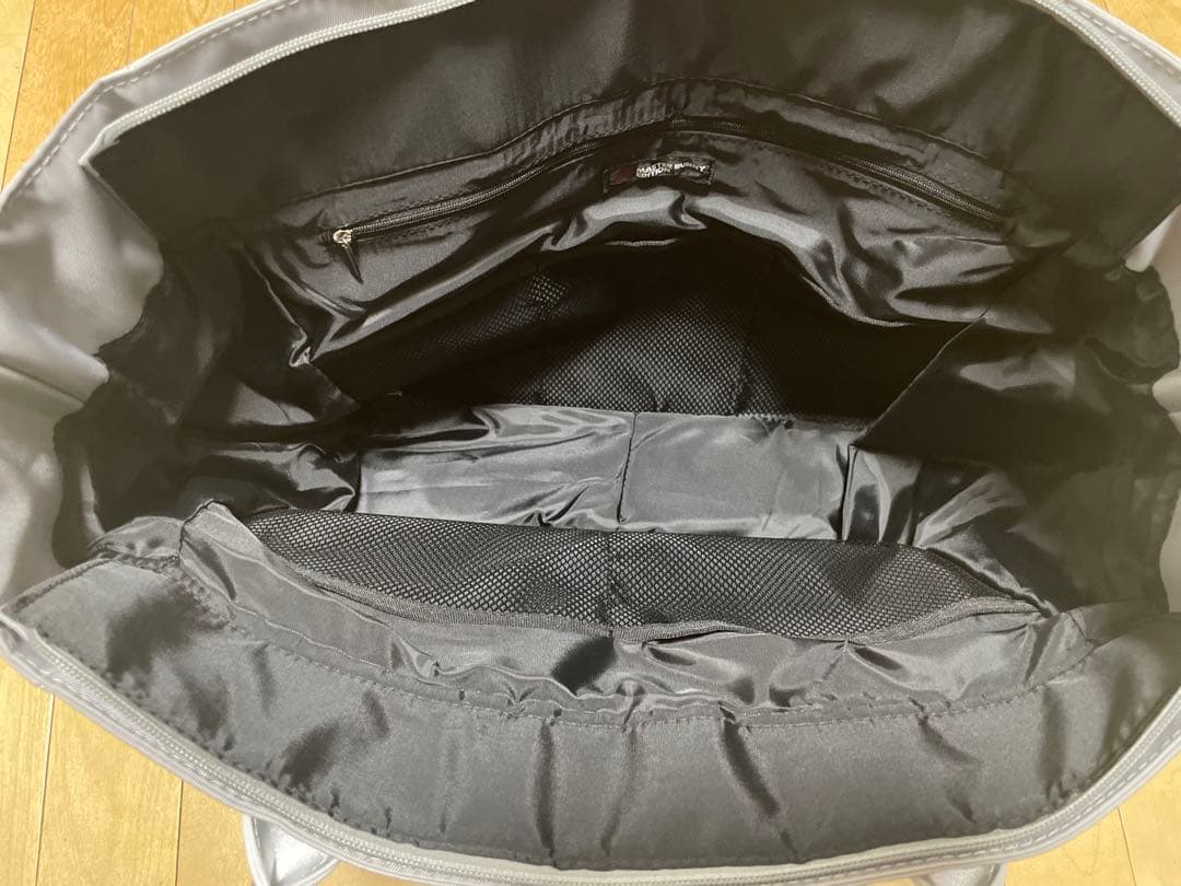 MASTER BUNNY EDITION シルバー トートバッグ/ボストンバッグ