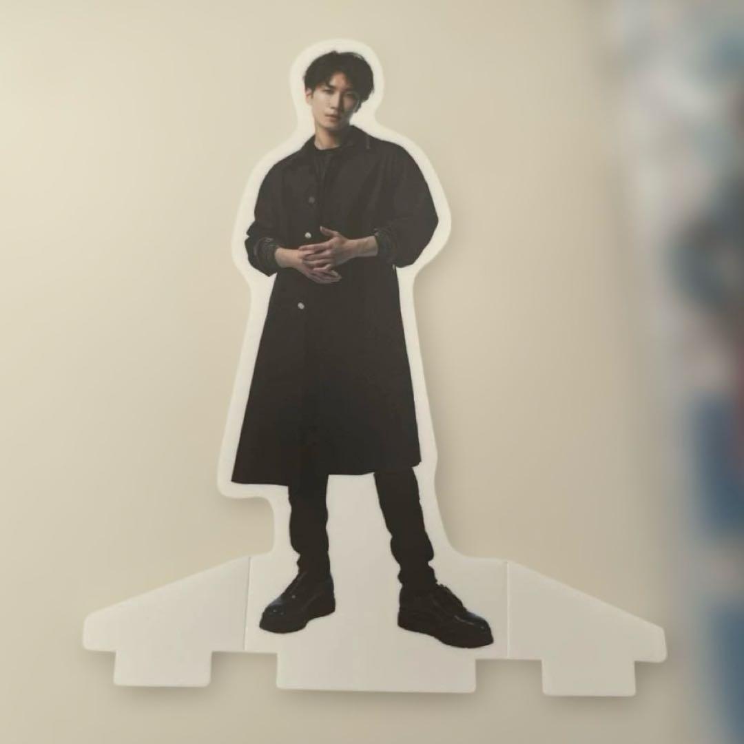 【新品未使用未開封】Man 渡辺翔太 アクスタ 缶バッジ ステッカー