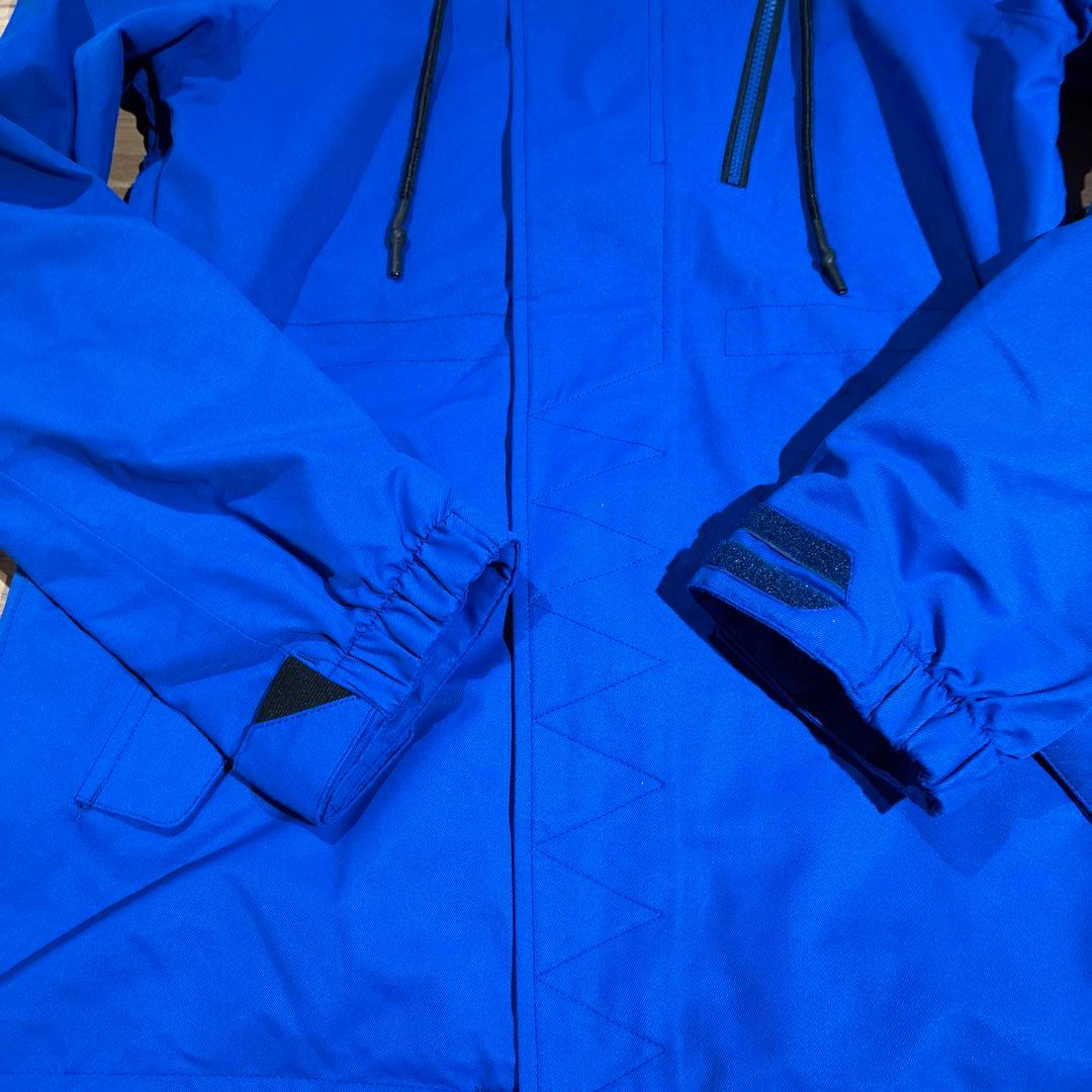 volcom レディース　スノーボードウェア