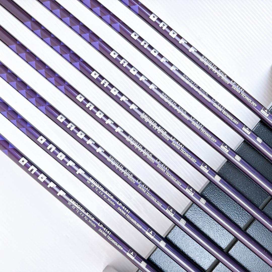 オノフ　レディース　アイアンセット　2014年式　8本　純正カーボン（A）