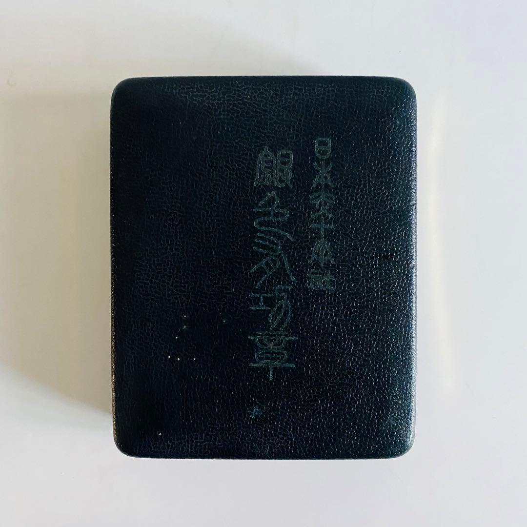 古美術　日本赤十字社 銀色有功章 バッジ ピンバッジ 章銀有功章 明治21年