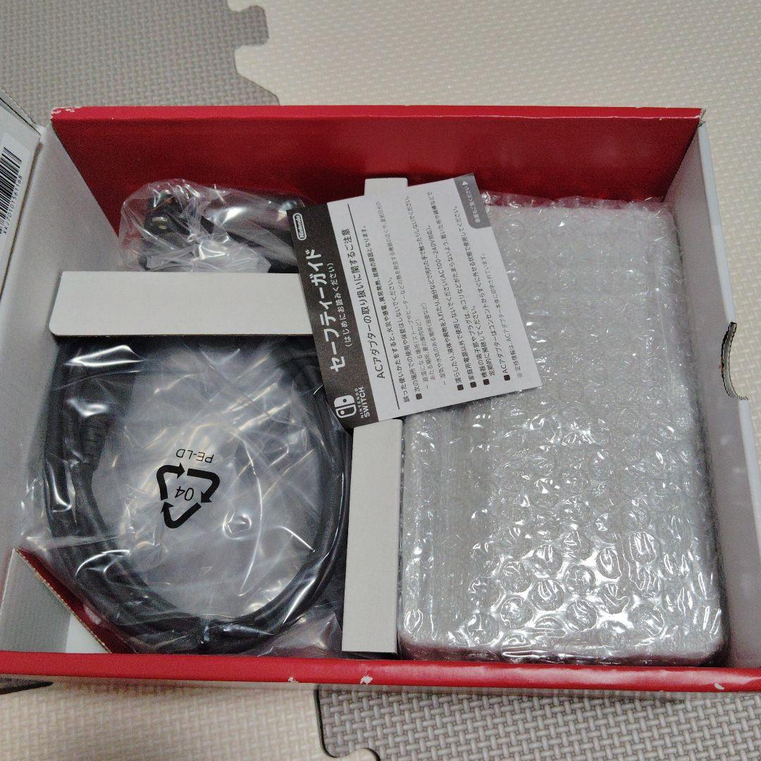 Nintendo Switch ネオン