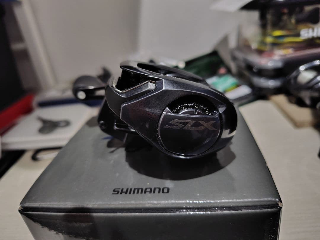 リール SHIMANO SLX 70HG