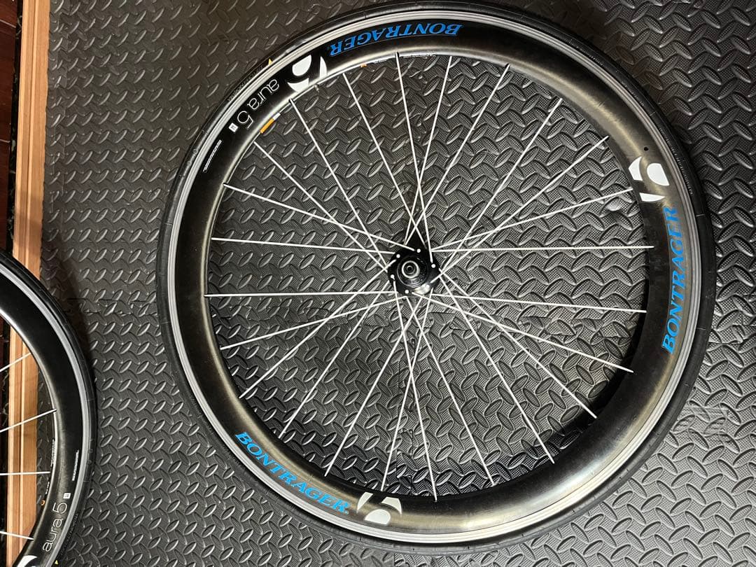 ボントレガー オーラ5 bontrager aura5 カーボンホイール