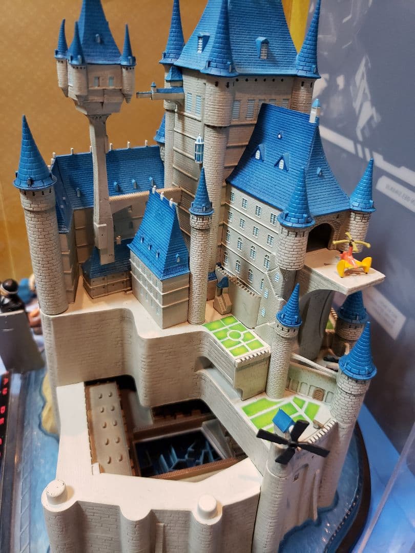 良品 ルパン三世カリオストロの城 フィギュア-ミニカーまとめ