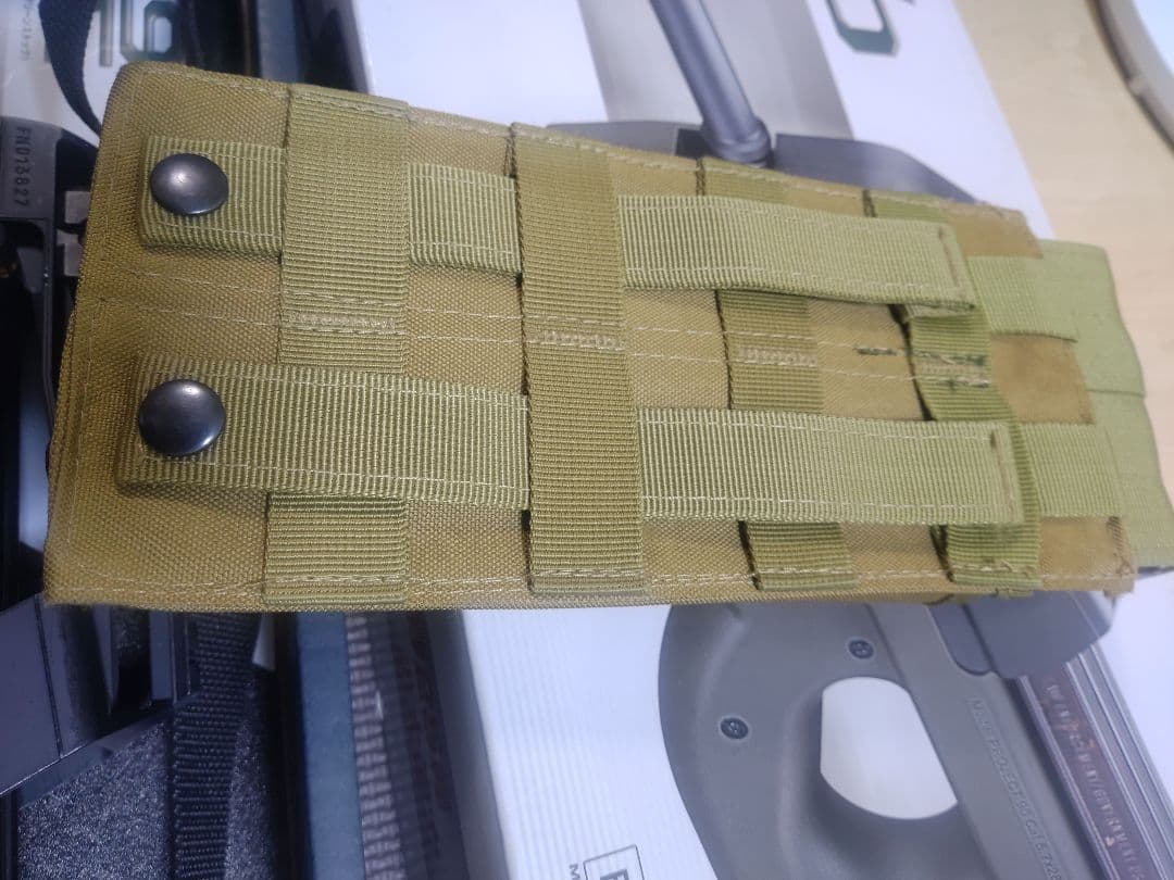 東京マルイ【P90 HC（ハイサイクル）】＋予備マガジン２本